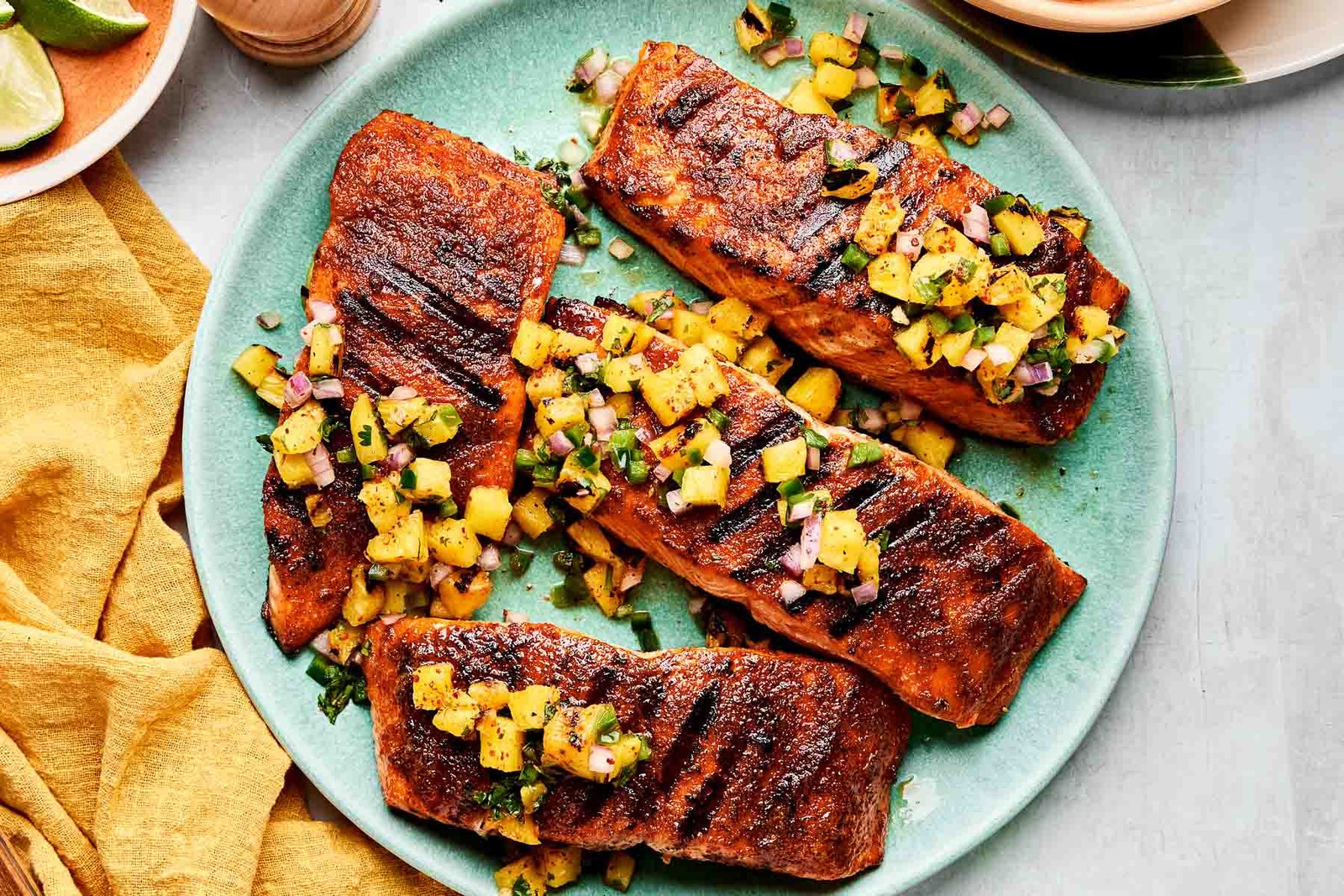 Crunchy Grilled Salmon (8 pcs)