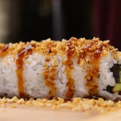 Vegan Crunchy Roll (8 pcs)