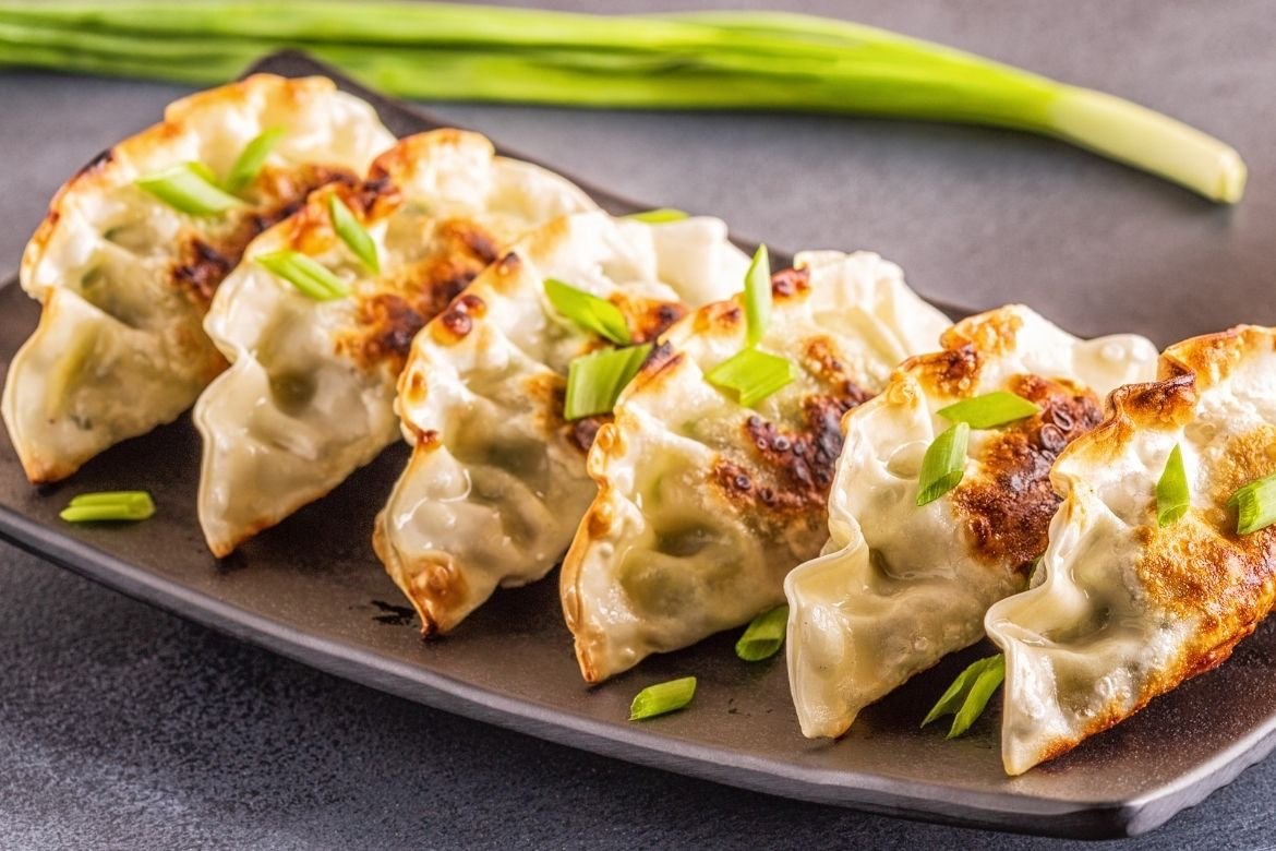 Chicken Gyoza (6 pcs)